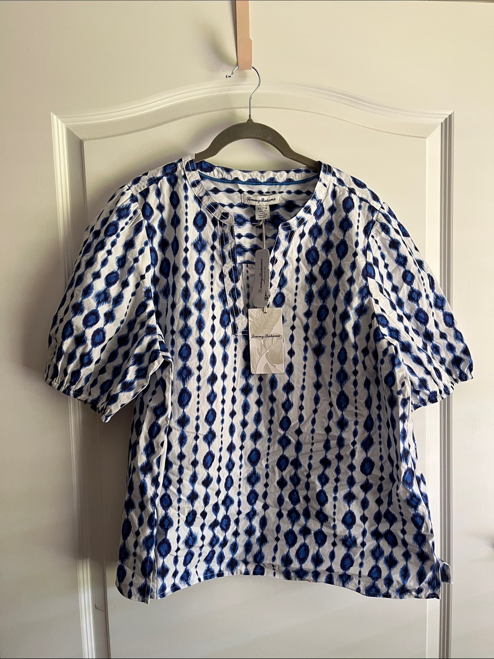 Tommy Bahama Blue and White Ikat-Style Puff Sleeve Blouse